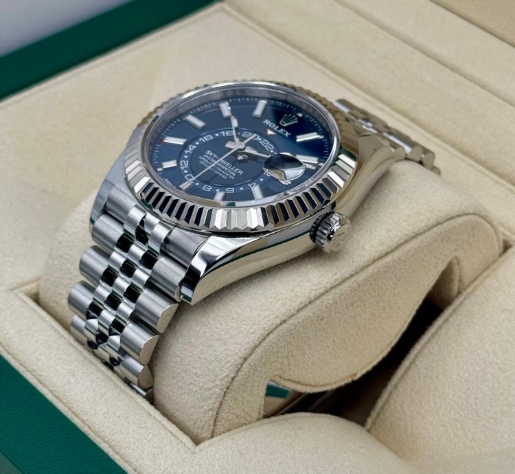 Rolex Sky-dweller New 2025 Sky-dweller 42mm 336934 Jubilee Blue Dial
