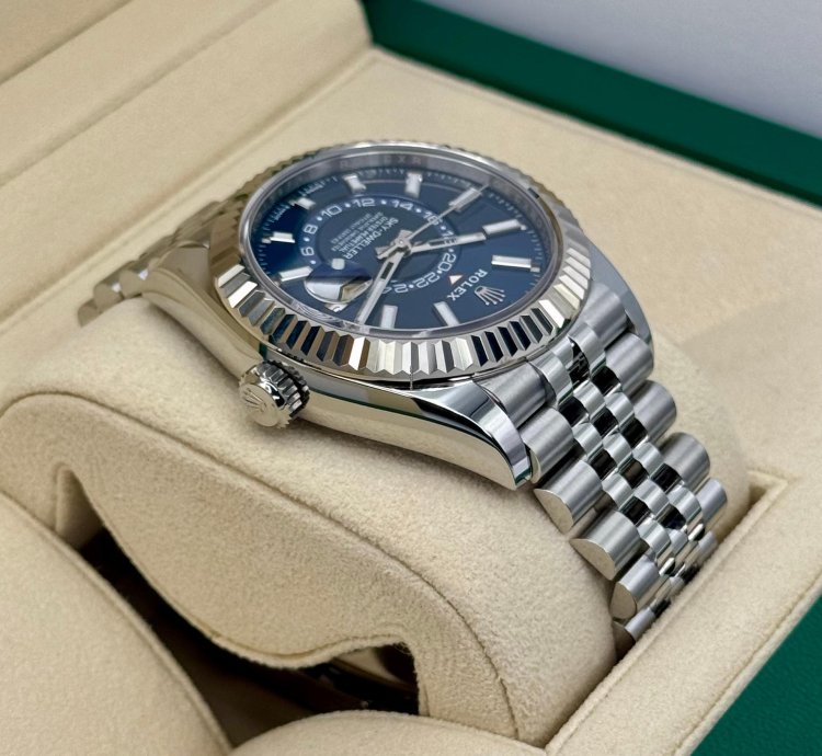 Rolex Sky-dweller New 2025 Sky-dweller 42mm 336934 Jubilee Blue Dial