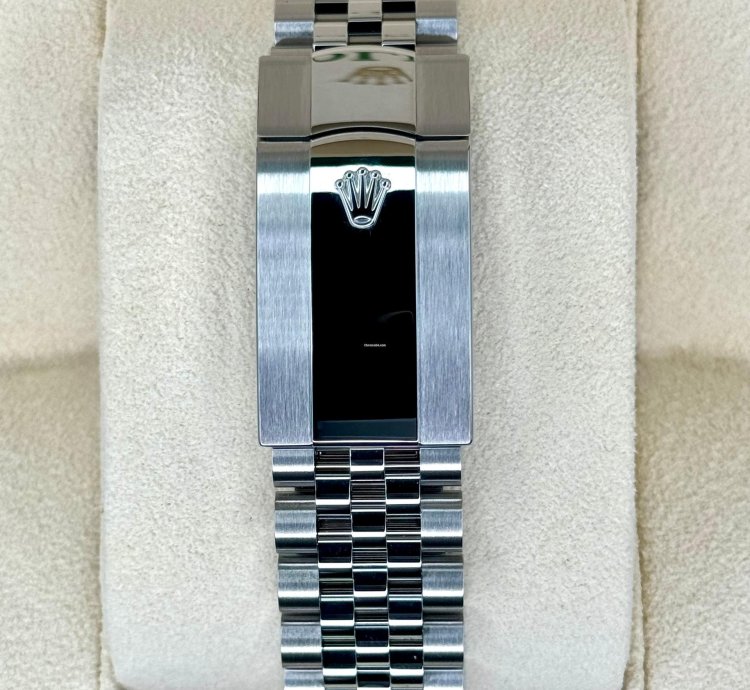 Rolex Sky-dweller New 2025 Sky-dweller 42mm 336934 Jubilee Green Dial