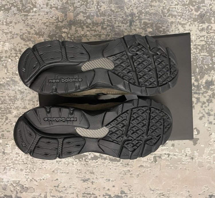 Jjjjound 990v3 Brown