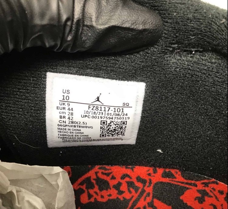 Jumpman Jack Travis Scott University Red