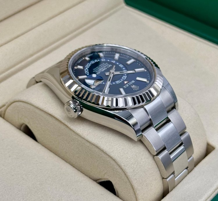 Rolex Sky-dweller New 2025 Sky-dweller 42mm 336934 Stainless Steel Oyster Blue Dial