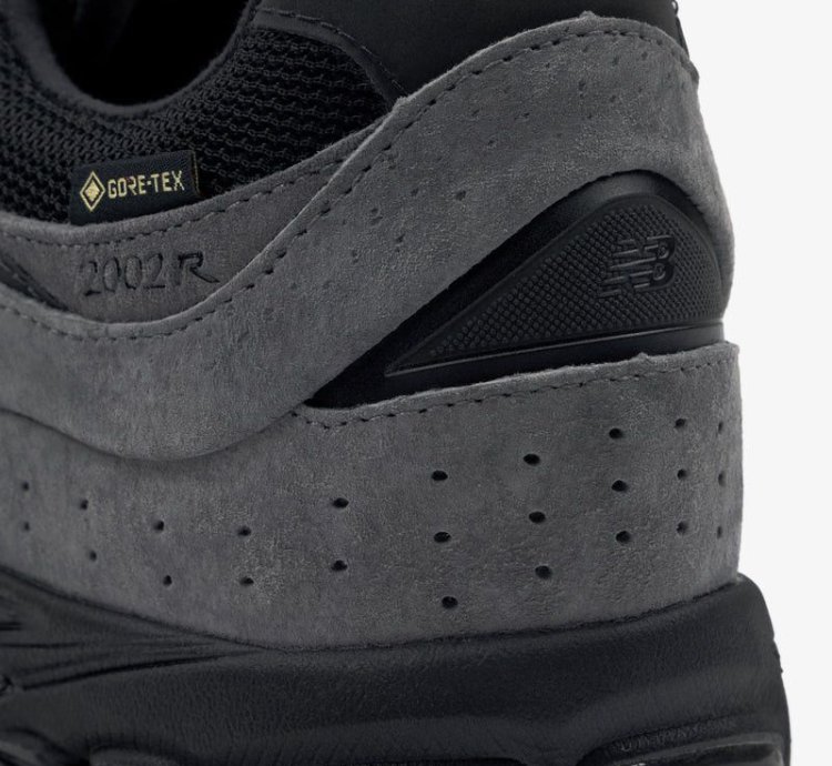Jjjjound New Balance 2002r Gore-tex Charcoal Grey Confirmed