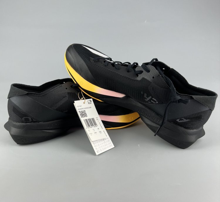 Adidas Adizero Adios 8 Men Black Running Shoes