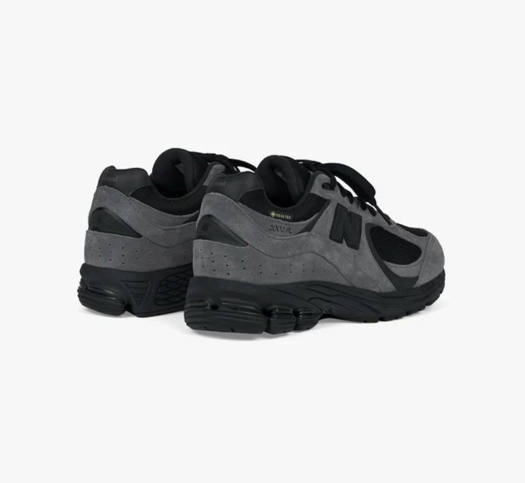 Jjjjound New Balance 2002r Gore-tex Pack