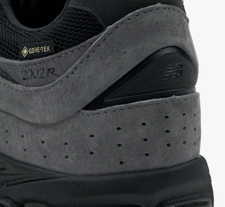 Jjjjound New Balance 2002r Gore-tex Pack