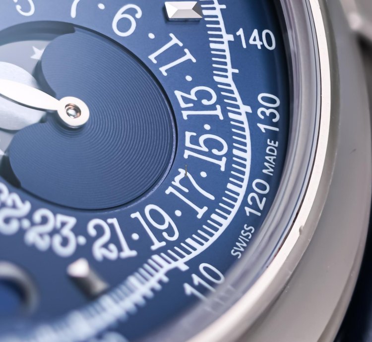 Patek Philippe Perpetual Calendar Chronograph Ref 5270g-014 18k White Gold Blue Chin Dial Box Papers Bj-2014
