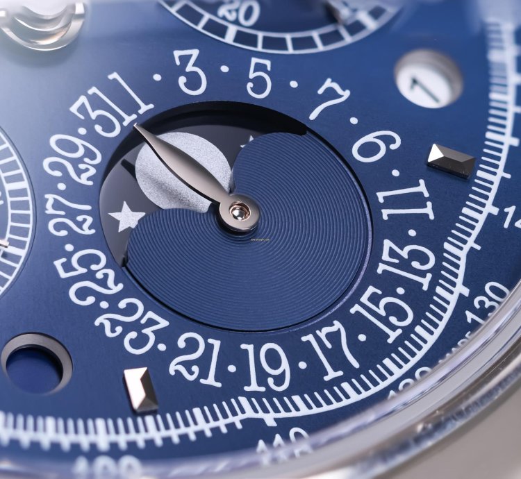 Patek Philippe Perpetual Calendar Chronograph Ref 5270g-014 18k White Gold Blue Chin Dial Box Papers Bj-2014