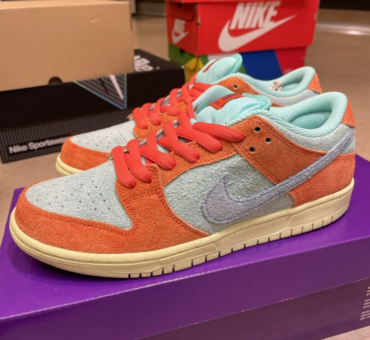 Nike Sb Dunk Low Orange Noise Aqua Emerald Rise