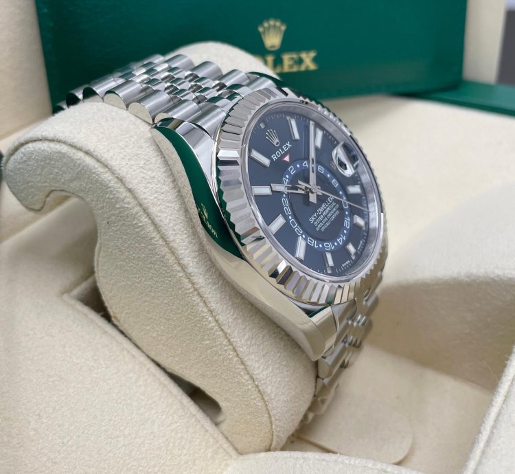 Rolex Sky-dweller New 336934 Sky-dweller Blue Dial Stainless Steel 42mm Jubilee Bracelet