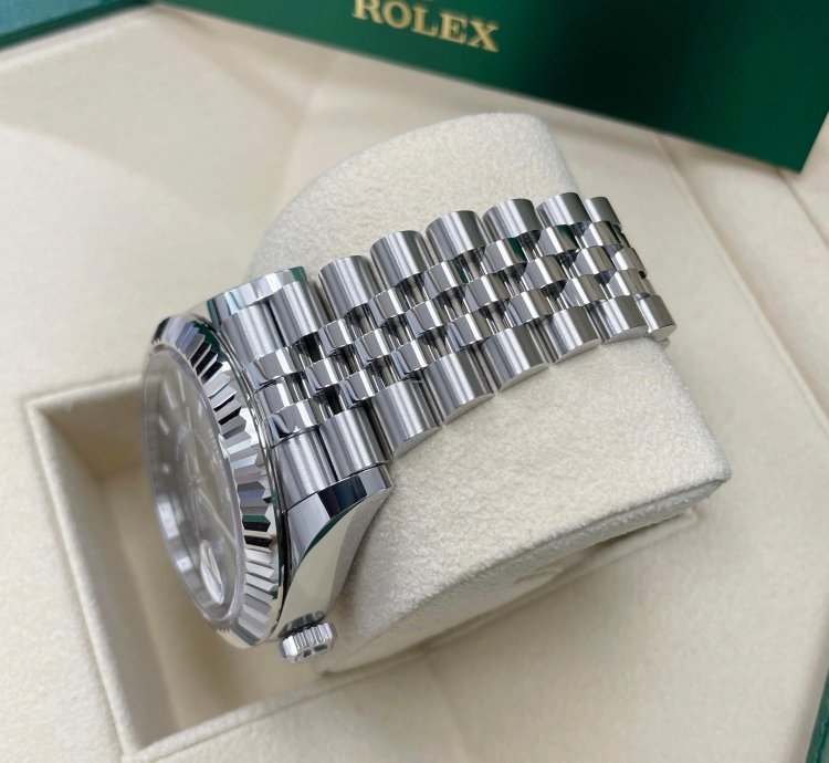 Rolex Sky-dweller New 336934 Sky-dweller Blue Dial Stainless Steel 42mm Jubilee Bracelet