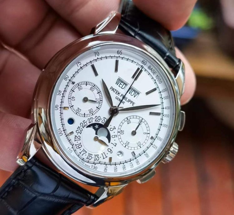 Patek Philippe Perpetual Calendar Chronograph White Gold White Dial Watch 41mm Grand Complications Chronograph