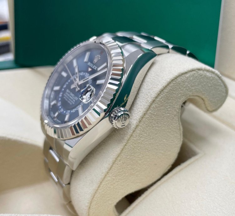 Rolex Sky-dweller New 336934 Sky-dweller Blue Dial Stainless Steel 42mm Oyster Bracelet