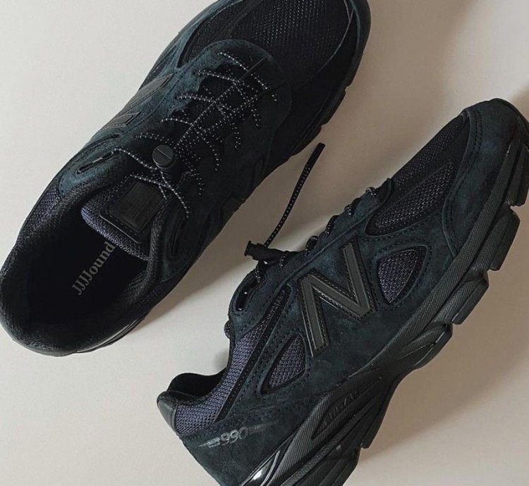 Jjjjound New Balance 990v4