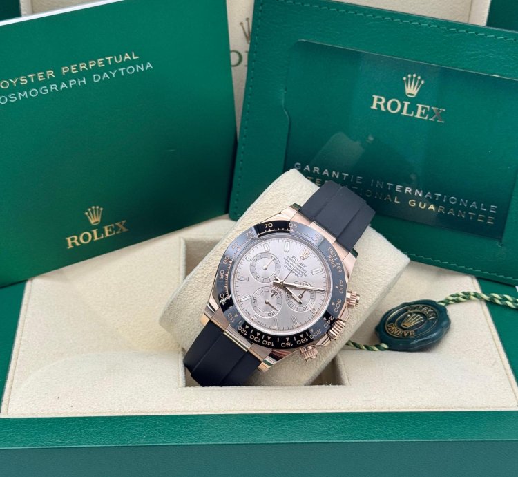 Rolex Daytona Silver Sundust Baguette 2022 Unworn Full Set