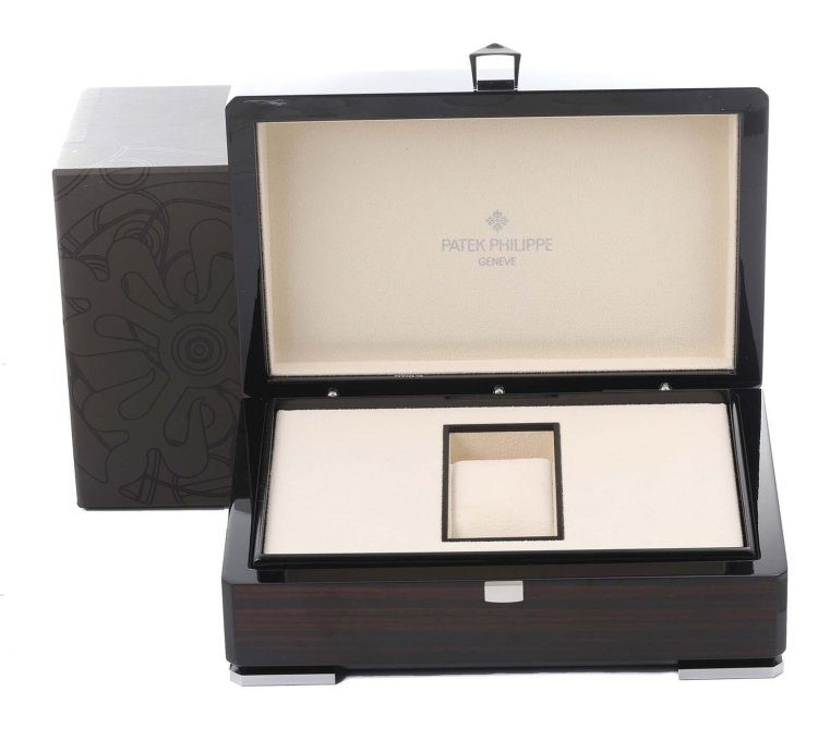 Patek Philippe Perpetual Calendar Complications Perpetual Calendar White Gold Mens Watch 5040