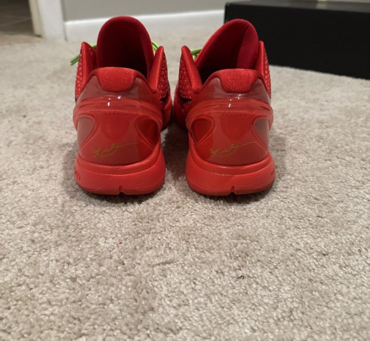 Kobe 6 Reverse Grinch