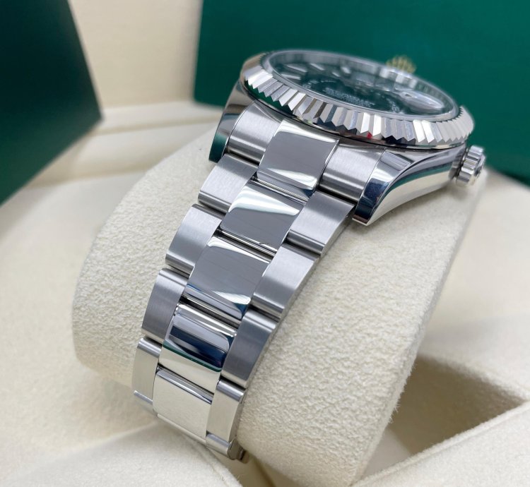 Rolex Sky-dweller New Complete 336934 Sky-dweller Black Dial Stainless Steel 42mm Oyster Bracelet