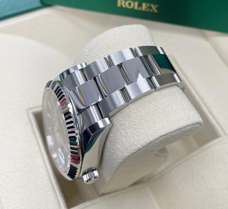 Rolex Sky-dweller New Complete 336934 Sky-dweller Black Dial Stainless Steel 42mm Oyster Bracelet