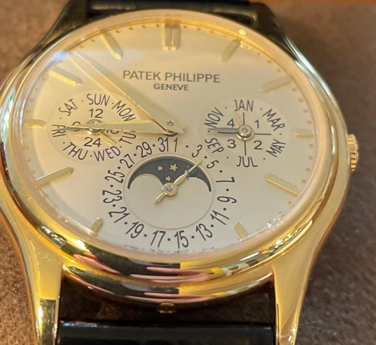 Patek Philippe Perpetual Calendar Full Set With Patek Warranty - Top Condition