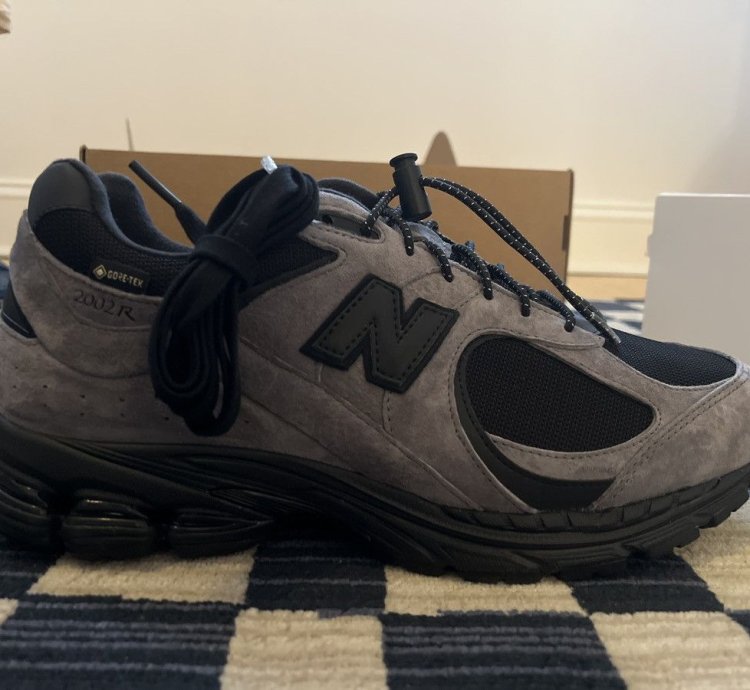 Jjjound 2002r Gore Tex