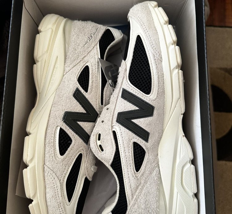 Joe Fresh Goods New Balance 990v4 Intro