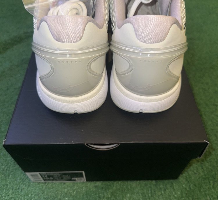 Kobe Vi Protro