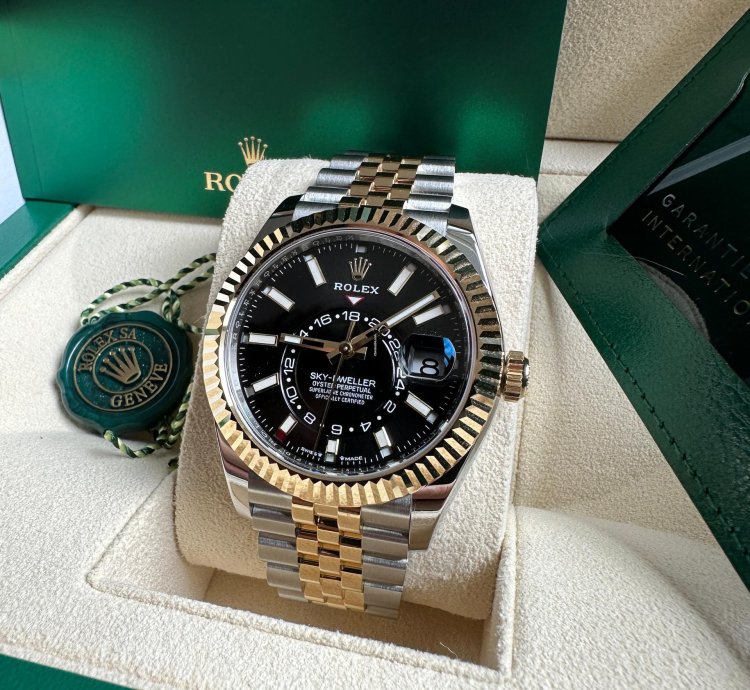 Rolex Sky-dweller New Release 2023 336933 Jubilee Bracelet Black Dial - Two Tone Yellow Gold