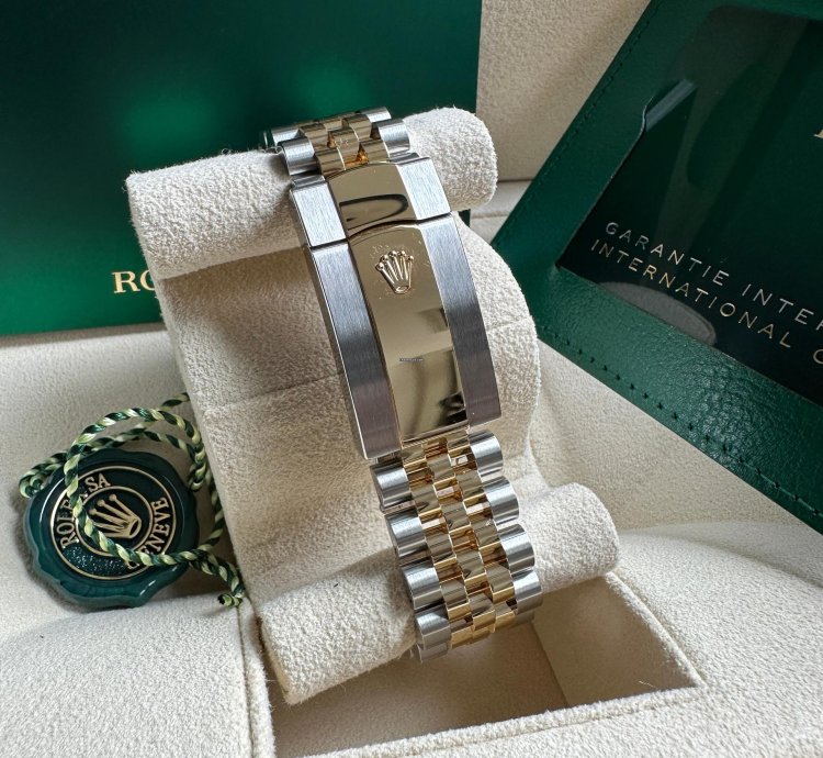 Rolex Sky-dweller New Release 2023 336933 Jubilee Bracelet Black Dial - Two Tone Yellow Gold
