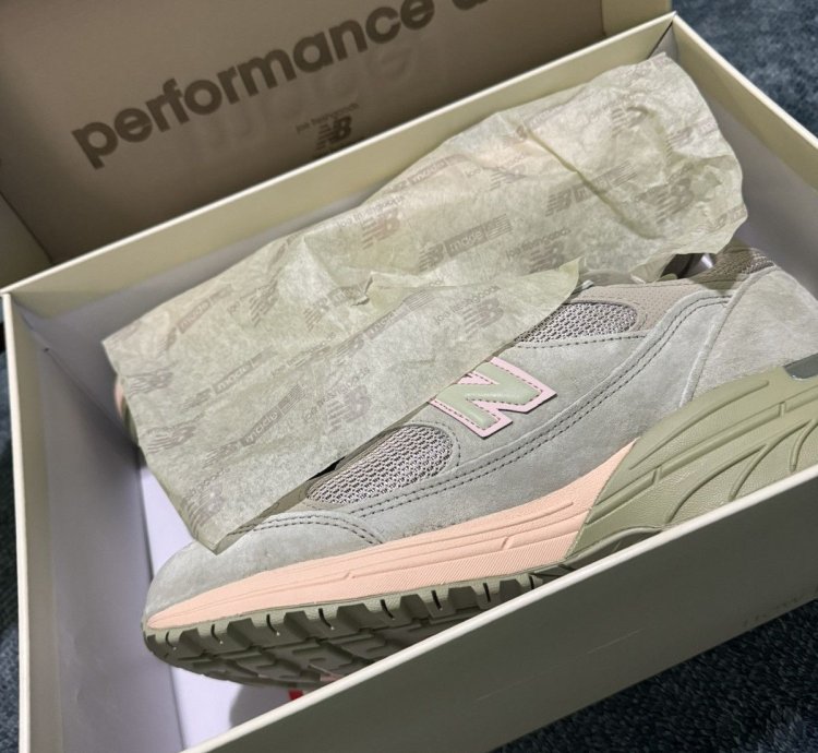 Joe Freshgoods 993 Made In Usa Performance Art - Sage