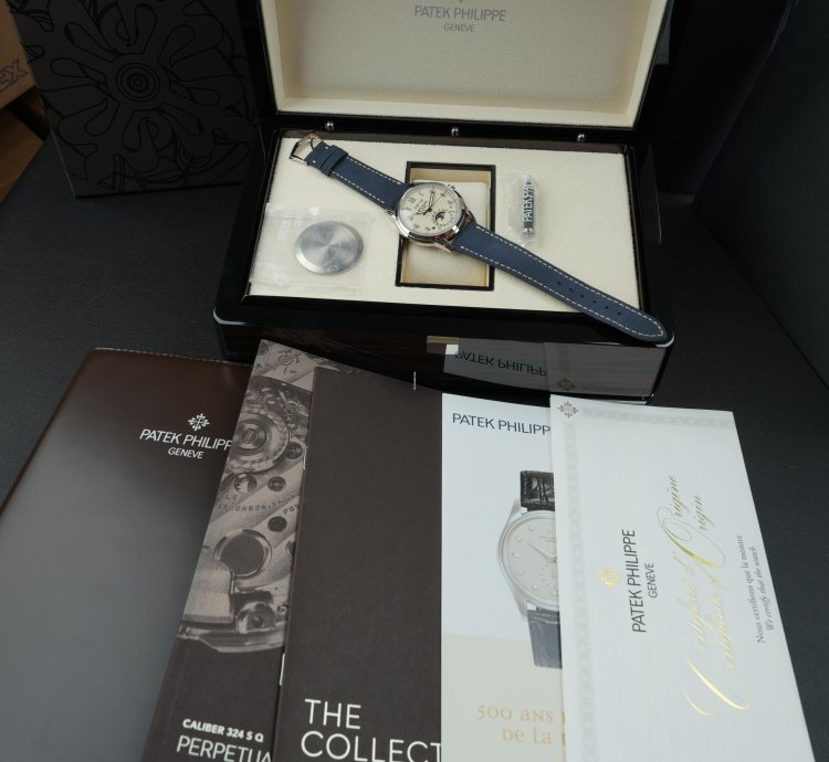Patek Philippe Perpetual Calendar Grand Complications 5320g-001 Complete