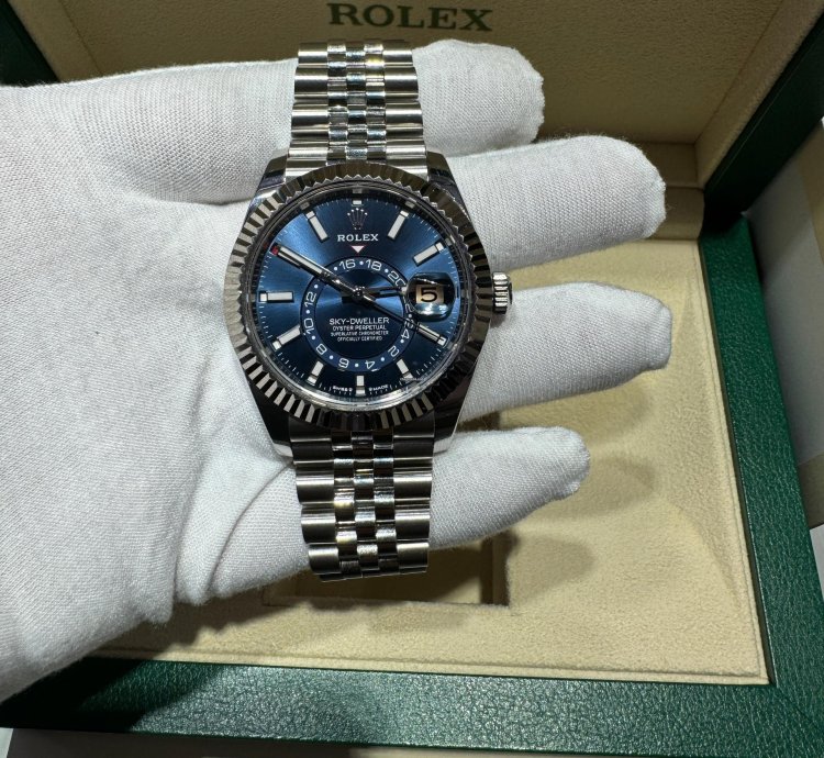 Rolex Sky-dweller New Release 336934 Sky-dweller Blue Dial Stainless Steel 42mm Jubilee Bracelet