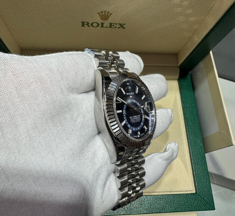 Rolex Sky-dweller New Release 336934 Sky-dweller Blue Dial Stainless Steel 42mm Jubilee Bracelet