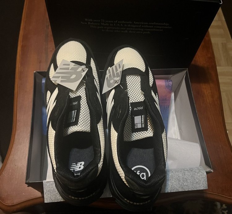 Joe Freshgoods New Balance 990v4