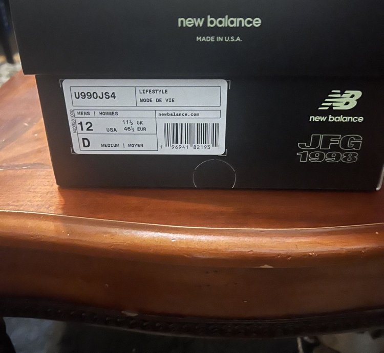 Joe Freshgoods New Balance 990v4