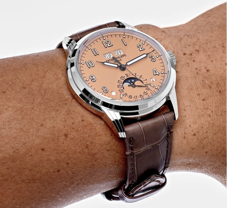 Patek Philippe Perpetual Calendar Grand Complications 5320g-011 Perpetual Calendar White Gold Salmon Dial 2022