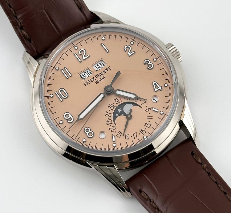 Patek Philippe Perpetual Calendar Grand Complications 5320g-011 Perpetual Calendar White Gold Salmon Dial 2022