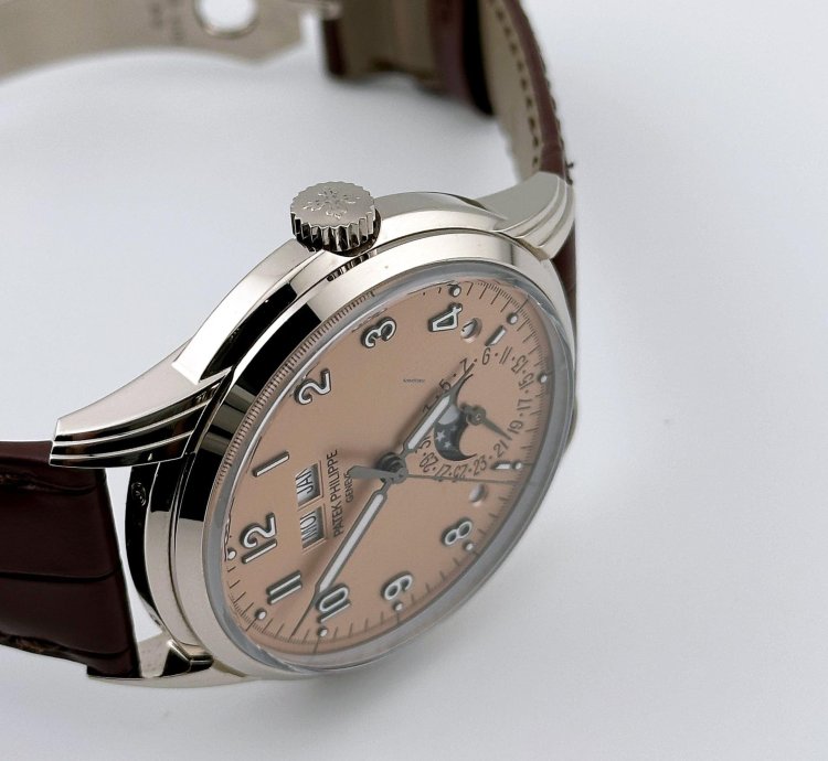 Patek Philippe Perpetual Calendar Grand Complications 5320g-011 Perpetual Calendar White Gold Salmon Dial 2022
