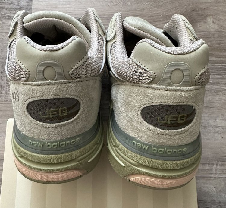 Joe Freshgoods Performance Art Sage New Balance 993