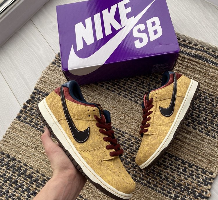 Nike Sb Dunk Low Pro City Of Cinema Skate Shoes Very Rare