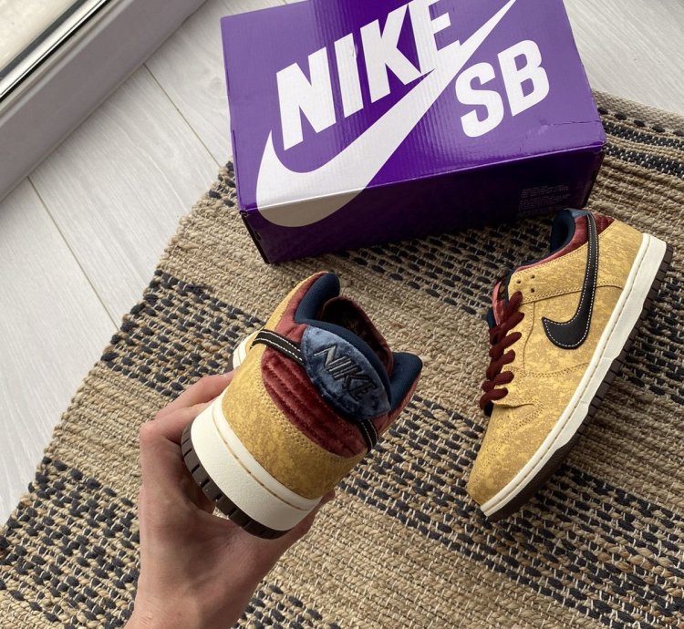 Nike Sb Dunk Low Pro City Of Cinema Skate Shoes Very Rare