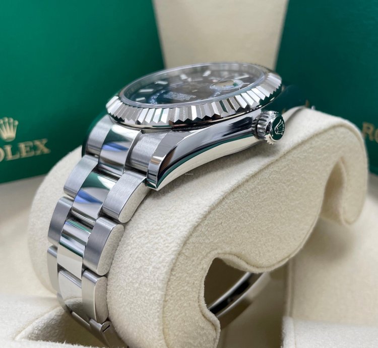 Rolex Sky-dweller New Sky-dweller Blue Dial 326934 Oyster Bracelet 42mm Stainless Steel Watch