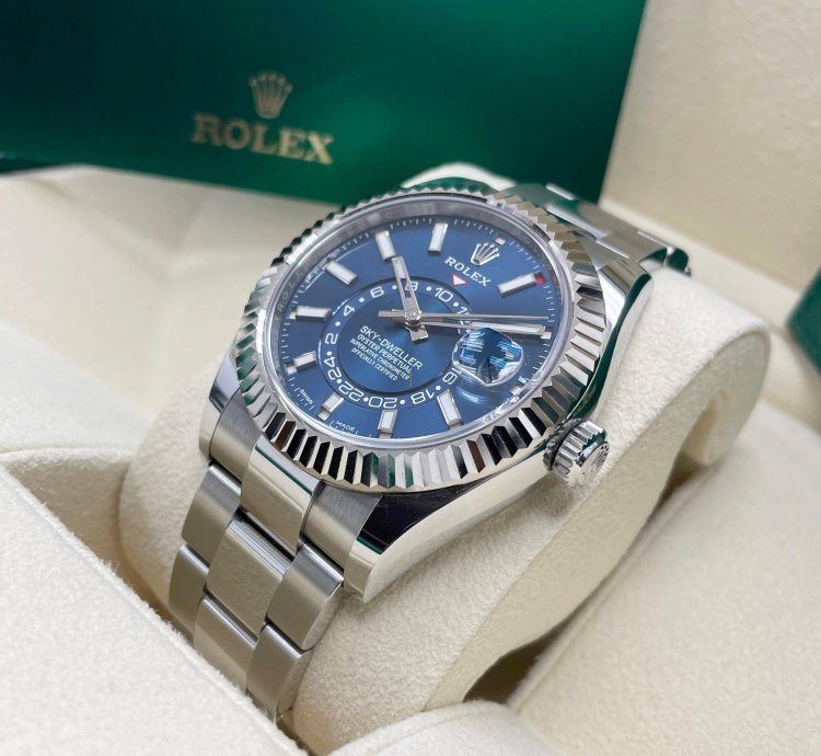 Rolex Sky-dweller New Sky-dweller Blue Dial 326934 Oyster Bracelet 42mm Stainless Steel Watch