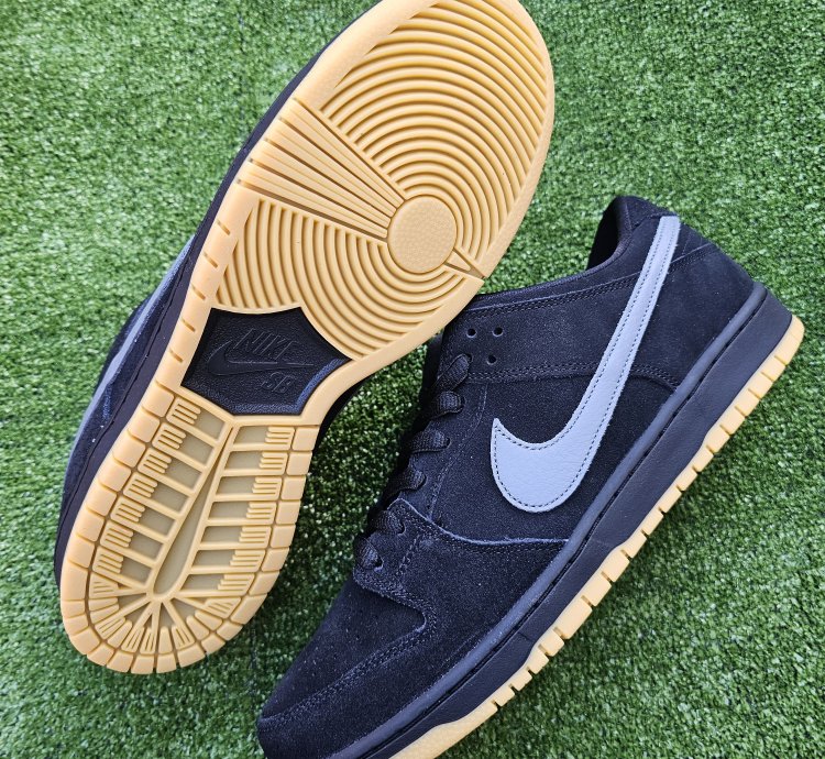 Nike Sb Dunk Low Pro Fog Black Uk 11 Us 12