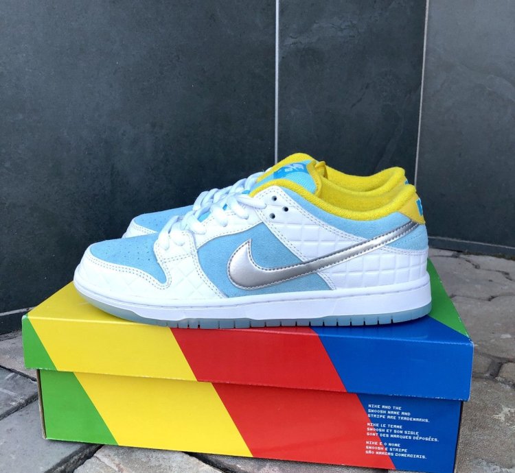 Nike Sb Dunk Low Pro Ftc Lagoon Pulse