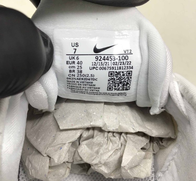 Air Vapormax Plus White Platinum
