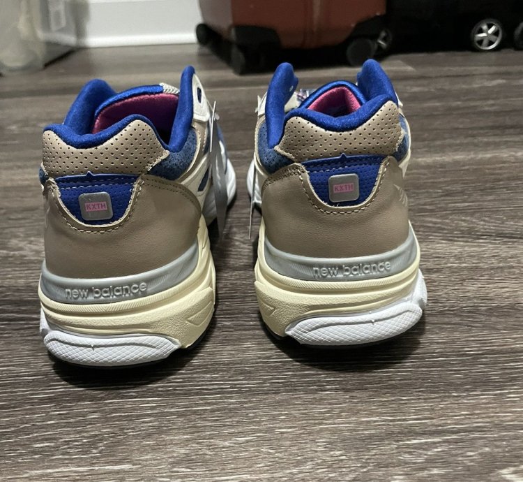Kith New Balance 990v3 Daytona