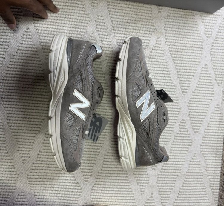 Kith New Balance 990v4 Miusa Moonrock