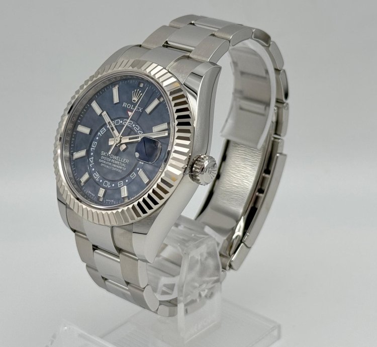 Rolex Sky-dweller Oyster Blau 2025 Neu