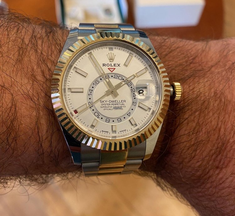 Rolex Sky-dweller Oyster Perpetual